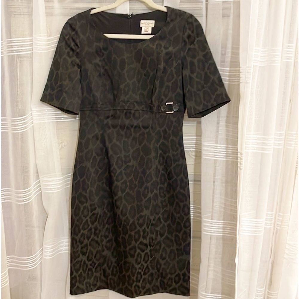 Worn once paid $395 purchase from her store at short Hills, Mall, New Jersey